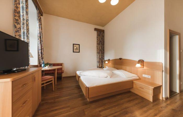 Hotel Angelica Мерано Экстерьер фото