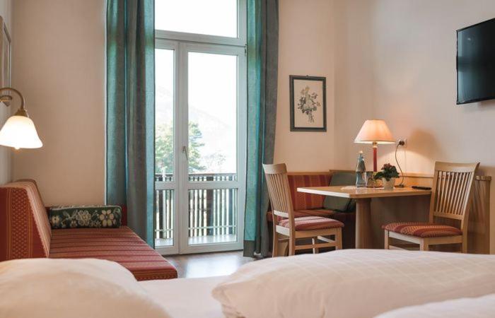 Hotel Angelica Мерано Экстерьер фото