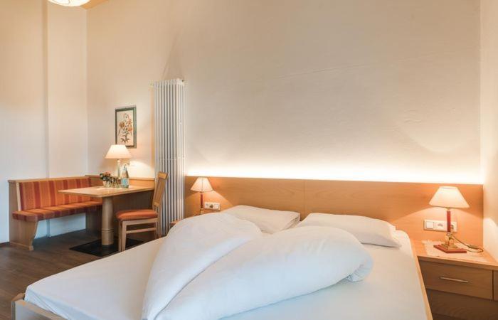Hotel Angelica Мерано Экстерьер фото